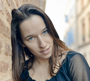 Roxane L.