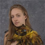 Louise à la cape de plumes