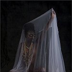 Evi au voile blanc II / Luc Severs