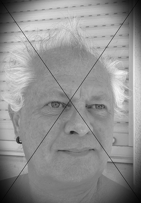 - AcjL- auto-portrait