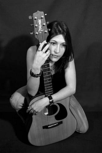 Lady sensuality rock