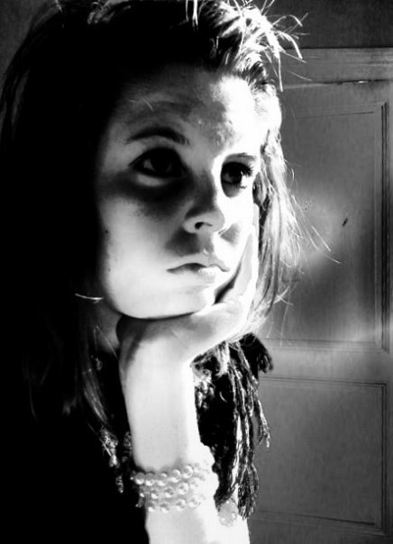 Chat noire , chat blanc .