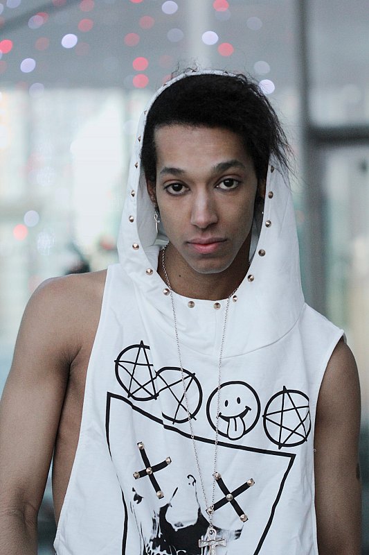 Glam Rock Androgyne