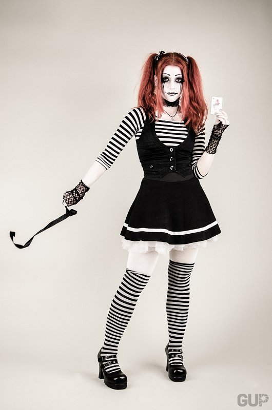 Harley Quinn the psycho doll 3