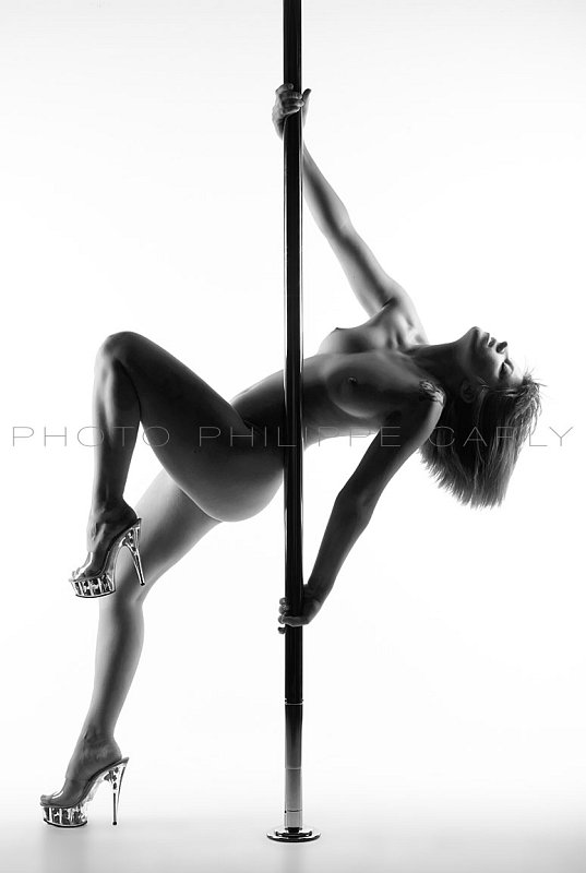 Pole dancer