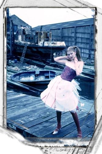 Sophie en robe Thomas Siceaux