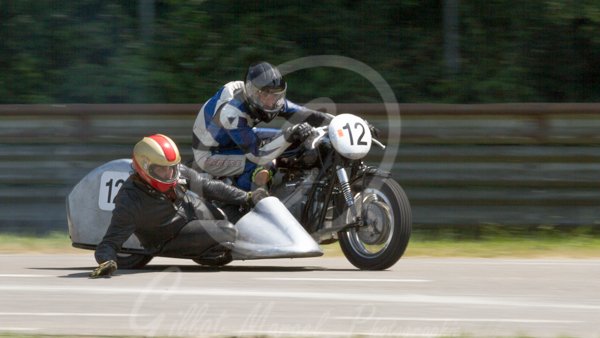 Le 20ème Classic Bikes 
Circuit de Chimay (Bel)