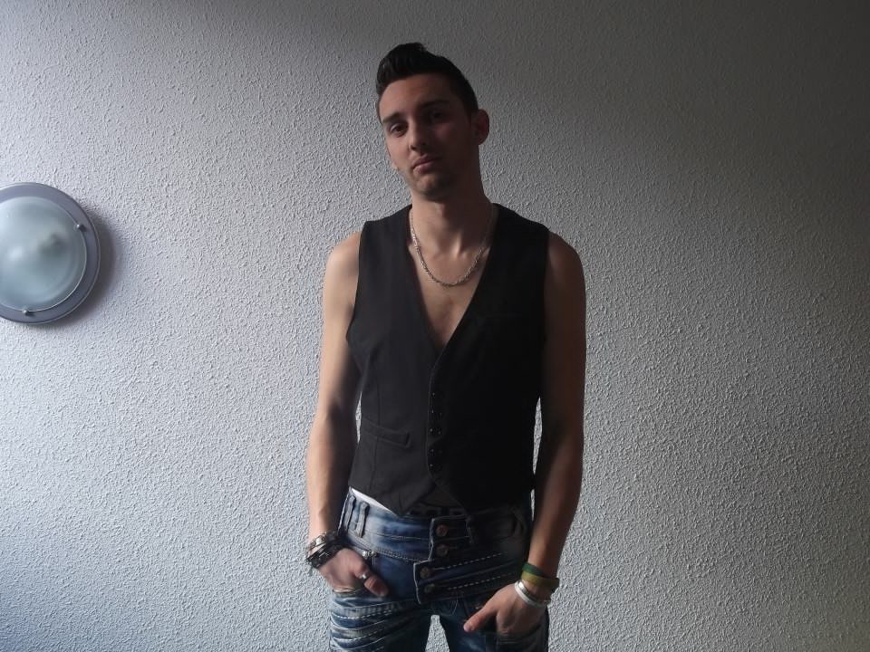 017JN7VHHR8MHPSG07SXH2KB85