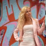 shooting  devant les graffes bien connus a paris