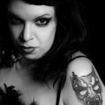 by domiL