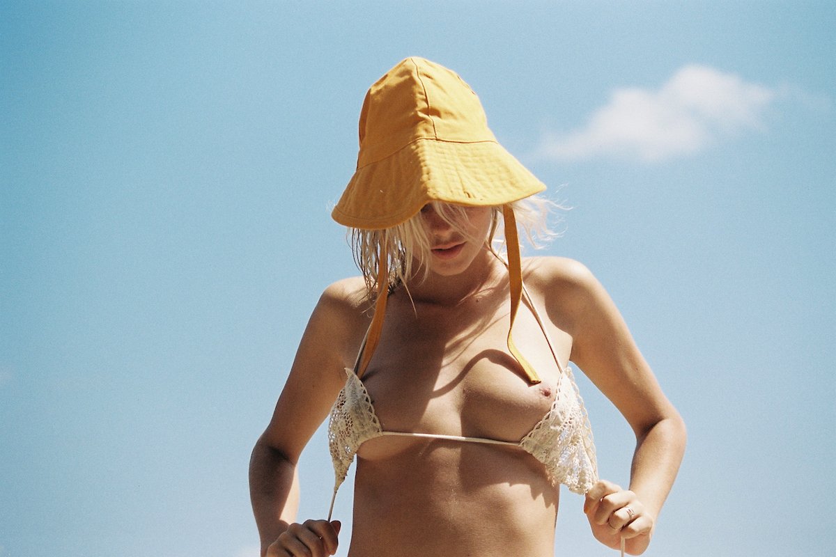 Photo