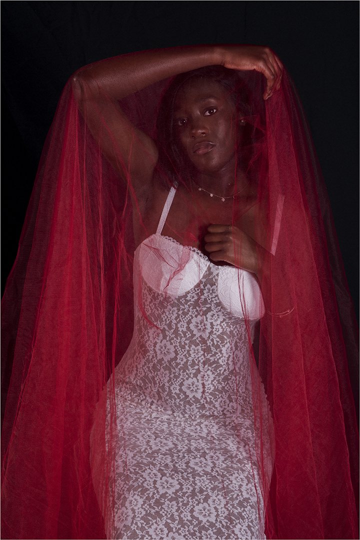 Diva en rouge