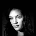 Enora portrait 1